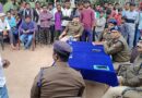 अपर पुलिस महानिदेशक, वाराणसी जोन व पुलिस उपमहानिरीक्षक विन्ध्याचल ने जन चौपाल लगाकर की ग्रामीणों से वार्ता