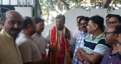 भाजपा उम्मीदवार ओपी श्रीवास्तव के आवास पर उमड़ा जनसैलाब, मिलने वालों का लगा तांता