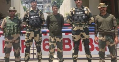 भारत की सख्ती के बाद पाकिस्तान ने BSF जवान पूर्णम कुमार शॉ को लौटाया, 20 दिन बाद अटारी बॉर्डर से स्वदेश वापसी