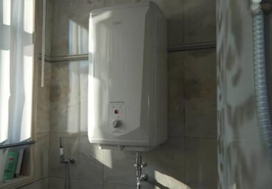 बाथरूम में नहाने गई थी महिला, गीजर से निकली गैस से घुटने लगा दम, फिर…