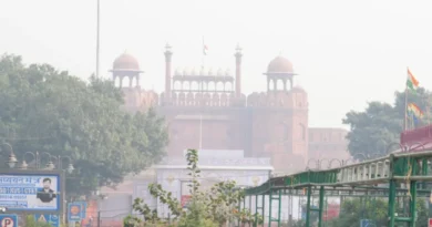 Weather Update Today: दिल्ली समेत इन शहरों में धुंध-सर्दी का डबल अटैक! यहां होगी बारिश, जानें IMD का लेटेस्ट अपडेट