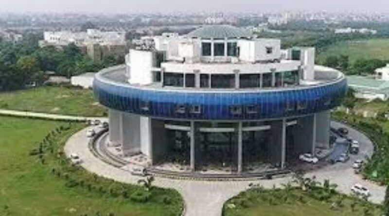 बाबासाहेब भीमराव अम्बेडकर विश्वविद्यालय में ‘भारतीय भाषाएं: राष्ट्रीय एकता और सांस्कृतिक अस्मिता का आधार’ विषय पर‌ हुआ राष्ट्रीय संगोष्ठी का‌ आयोजन 