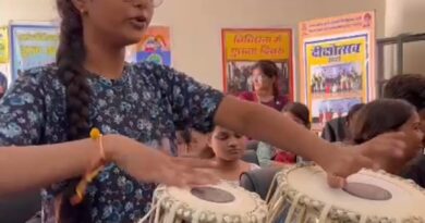 रुहेलखण्ड विश्वविद्यालय में रिदम 2025 के अंतर्गत वाद्ययंत्र संगीत प्रतियोगिता का आयोजन: गिटार, तबला,  ढोलक, बीट बॉक्सिंग पर  छेड़ी मधुर धुन