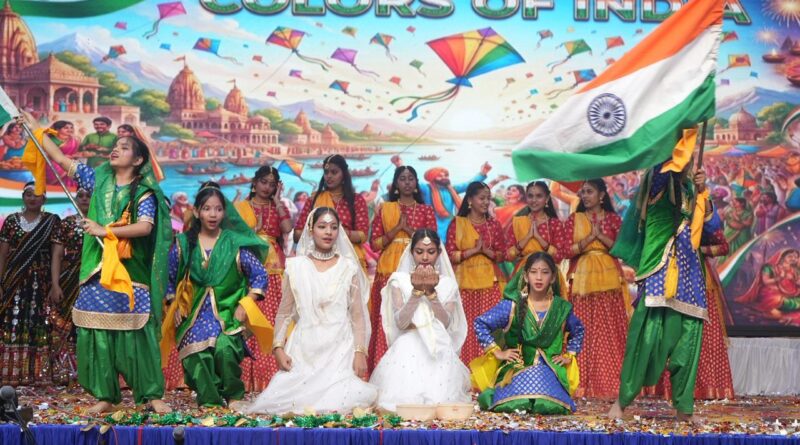 🎄 चिल्ड्रेन्स अकादमी में क्रिसमस फिएस्टा : संस्कृति, सृजनात्मकता और समरसता का भव्य संगम 🎄