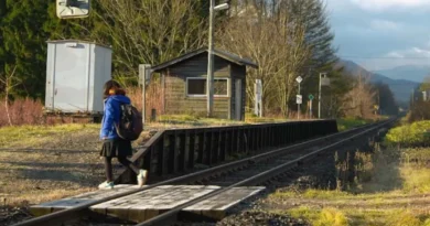 वो स्टेशन जहां सिर्फ एक लड़की के लिए रुकती थी ट्रेन, जानिए जापान की Kyu-Shirataki Railway Station की कहानी