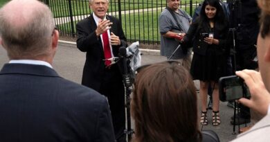 AI को लेकर ट्रंप के सलाहकार नवारो ने फिर उगला भारत को लेकर जहर