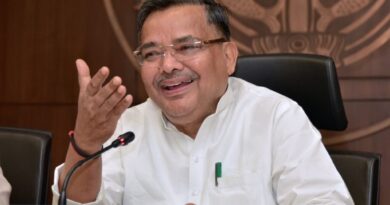 ‘महोबा सूर्य महोत्सव’ का भव्य शुभारंभ, सूर्य के सात रंगों से आलोकित हुई वीर भूमि तारामंडल प्रदर्शनी और पुस्तक मेला महोत्सव