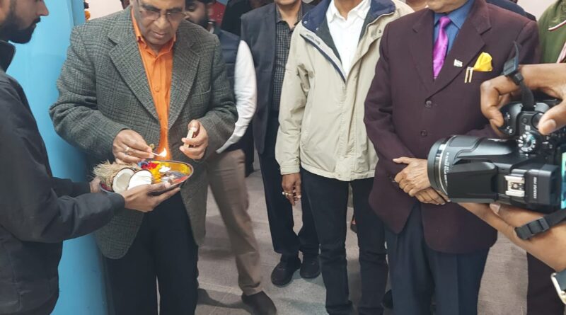 लखनऊ में कल्याण सिंह कैंसर इंस्टिट्यूट का निरीक्षण, प्रोफेसर अमेरिका सिंह बोले— यूपी में अंतरराष्ट्रीय स्तर का इलाज गर्व की बात