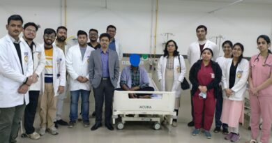 एम्स, रायबरेली ने एंडोस्कोपी और कोब्लेशन टेक्नोलॉजी से एक जटिल नेज़ोफेरिंजियल ट्यूमर को बिना किसी बाहरी निशान से पूरी तरह हटाया