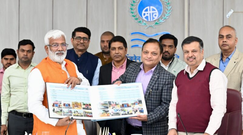 जलशक्ति मंत्री ने टेल पर चौपाल, प्रदूषण नियंत्रण एवं नहरों का हेल्थ स्टेटस के संबंध में दिए निर्देश