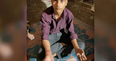 उगाही के लिए 10वीं के छात्र से चौकी में बर्बरता, डंडों से पीटा; हाथ टूटने से बोर्ड परीक्षा पर छाया संकट- 2 दारोगा सस्पेंड