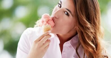 ज्‍यादा आइसक्रीम खाना सेहत के लिए हानिकारक, हो सकते हैं ये नुकसान