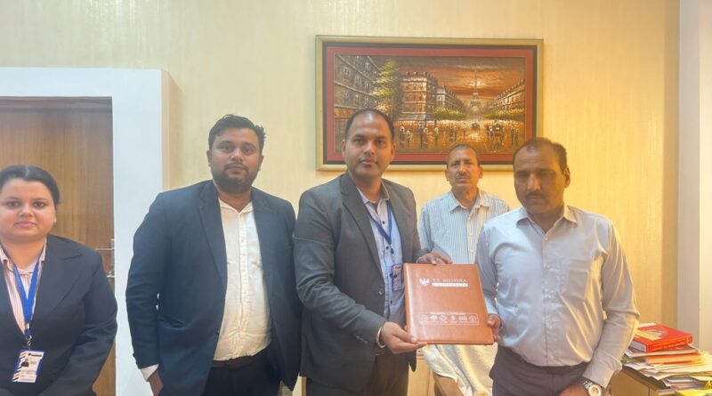लखनऊ में उच्च शिक्षा को नई दिशा, टी.एस. मिश्रा विश्वविद्यालय और नेशनल पी.जी. कॉलेज के बीच एमओयू पर हस्ताक्षर