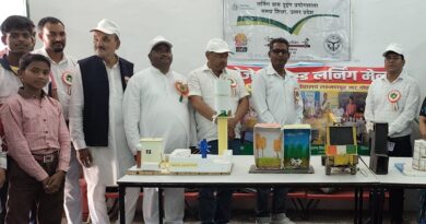 पीएम श्री कंपोजिट विद्यालय लक्ष्मनपुर जाट में वार्षिक उत्सव का भव्य आयोजन, खेलों में उत्कृष्ट प्रदर्शन करने वाले छात्र सम्मानित