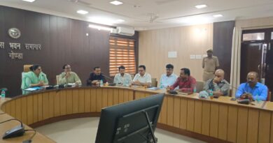 जिलाधिकारी गोण्डा ने किसान दिवस के अवसर पर किसानों एवं विभागों के साथ की बैठक, दिए अहम निर्देश