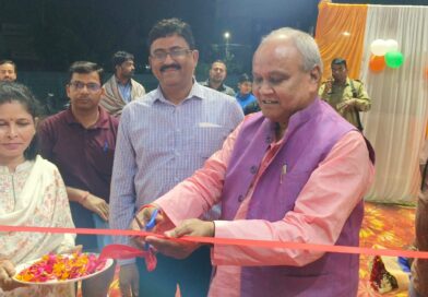 नौ वर्ष की उपलब्धियों पर आधारित प्रदर्शनी का माननीय सांसद श्री छत्रपाल सिंह गंगवार ने किया शुभारंभ, 26 तक चलेगी प्रदर्शनी