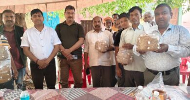 रुहेलखण्ड विश्वविद्यालय के प्लांट साइंस विभाग द्वारा भुता के गांव मियूड़ी खुर्द में किसानों को ओयस्टर मशरूम कल्टीवेशन का प्रशिक्षण दिया गया