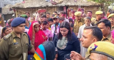 कुशीनगर में गन्ना लदे ट्रैक्टर से युवक की मौत, परिजनों ने हत्या का आरोप लगाया