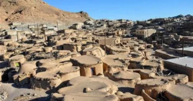 दुनिया का सबसे रहस्यमयी गांव! जहां कभी रहते थे सिर्फ बौने लोग, वजह जानकर हैरान रह जाएंगे