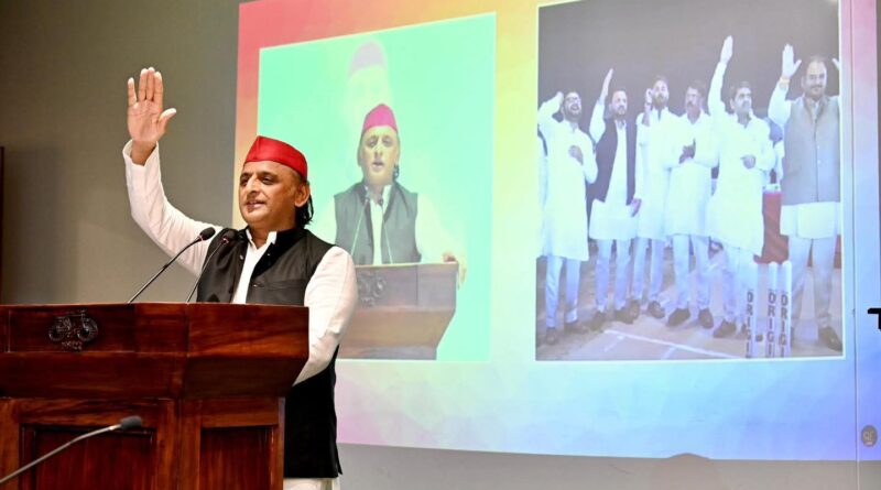 गोंडा में जीपीएस-6 रात्रिकालीन क्रिकेट टूर्नामेंट का भव्य आगाज़, अखिलेश यादव ने वर्चुअल उद्घाटन कर स्टेडियम निर्माण का किया ऐलान