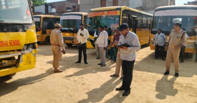 यूपी में स्कूली वाहनों पर सख्ती, 1 से 15 अप्रैल तक विशेष अभियान, सुरक्षा मानकों की हो रही सघन जांच