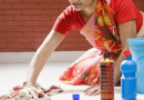 पुराने कपड़ों से पोछा लगाना क्यों माना जाता है अशुभ? वास्तु शास्त्र में बताए गए महत्वपूर्ण संकेत