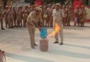 गोण्डा पुलिस लाइन में अग्नि सुरक्षा प्रशिक्षण: 65 पुलिसकर्मियों को आपदा से निपटने की दी गई व्यावहारिक ट्रेनिंग, आपात स्थिति में त्वरित कार्रवाई पर जोर