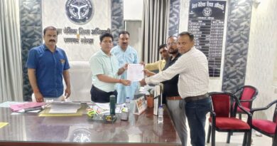 बीएड योग्यताधारी शिक्षकों को जनगणना कार्य से मुक्त करने की मांग, जिला बेसिक शिक्षा अधिकारी को सौंपा गया ज्ञापन