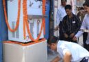 जिलाधिकारी ने पेश की मानवता और समाजिक उत्तरदायित्व की मिसाल: भीषण गर्मी के दृष्टिगत जिलाधिकारी ने अपने आवास के बाहर लगवाया वाटर कूलर, आमजन को मिलेगा शुद्ध शीतल जल