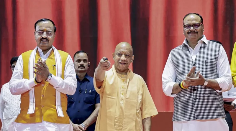 योगी कैबिनेट के बड़े फैसले: यूपी में नई ट्रांसफर नीति लागू, ‘एक जनपद-एक व्यंजन’ योजना शुरू, किसानों के मुआवजे में बढ़ोतरी