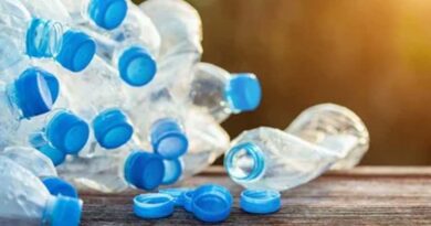 UP Plastic Ban: अब यूनिवर्सिटी-कॉलेज कैंपस में नहीं दिखेंगी प्लास्टिक बोतलें और कप-प्लेट, योगी सरकार का बड़ा फैसला