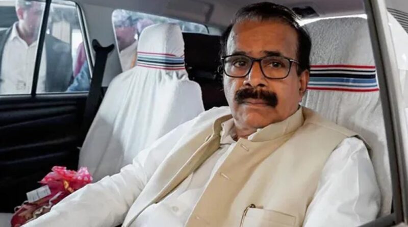 मोदी सरकार में बड़ा बदलाव! केंद्रीय राज्य मंत्री जॉर्ज कुरियन ने दिया इस्तीफा, राष्ट्रपति ने तत्काल प्रभाव से किया मंजूर