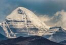 कैलाश पर्वत पर आज तक क्यों नहीं चढ़ पाया कोई इंसान?