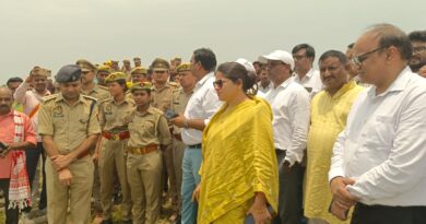 बाढ़ पूर्व तैयारियों को परखने के लिए गोंडा में मॉकड्रिल, एसडीआरएफ ने डूबते व्यक्ति का किया सफल रेस्क्यू