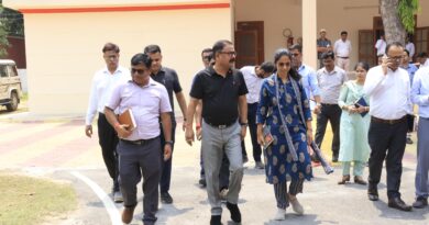 जिलाधिकारी ने जनपद में वीवीआईपी के 30 जून को प्रस्तावित भ्रमण की तैयारियों को लेकर अधिकारियों के साथ की समीक्षा बैठक,परखी व्यवस्थाएं