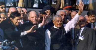 जब लाहौर पहुंचकर फूट-फूटकर रो पड़े थे देव आनंद! कॉलेज की दीवारों को पकड़ छलक पड़े आंसू, 50 साल पुरानी यादें हुईं ताजा