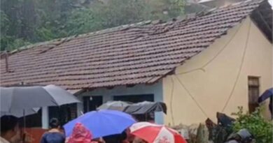 आधी रात बरपा बारिश का कहर! सोते हुए परिवार पर टूटा मिट्टी का पहाड़, दो मासूम बच्चियों समेत 3 की दर्दनाक मौत