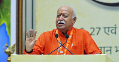नई पीढ़ी को लेकर मोहन भागवत का बड़ा संदेश: ‘बच्चों को समय दें, सवालों के जवाब दें, घर में डिप्रेशन नहीं डिस्कशन होना चाहिए’