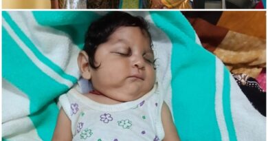 बीती रात सैटेलाइट बस स्टैंड पर ठेले के नीचे मिला मासूम शिशु ,थाना बारादरी एवं चाइल्ड हेल्प लाइन 1098 ने बचाई जिंदगी; परिजनों की तलाश जारी