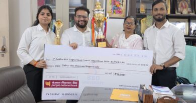 BBAU के छात्रों का राष्ट्रीय स्तर पर शानदार प्रदर्शन, मूट कोर्ट प्रतियोगिता में First Runner-Up और Best Memorial का खिताब जीता