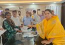 जनता दर्शन में जिलाधिकारी की संवेदनशील पहल, गंभीर रूप से बीमार महिला को तत्काल मिला अन्त्योदय राशन कार्ड