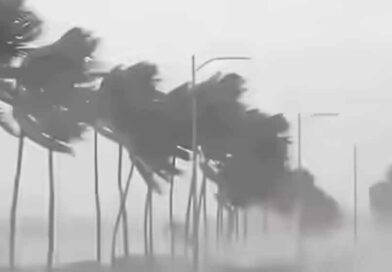 UP Weather Alert: यूपी में आज भारी से बेहद भारी बारिश का खतरा, ऑरेंज अलर्ट जारी; कई जिलों में मूसलाधार बारिश की चेतावनी