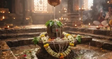 सावन के आखिरी सोमवार पर शिवालयों में उमड़ा आस्था का सैलाब, जानिए जलाभिषेक का शुभ मुहूर्त और सही पूजा विधि