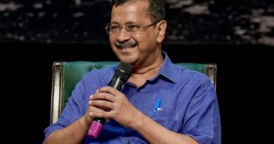 ATF में एथेनॉल मिक्सिंग पर गरमाई सियासत, केजरीवाल बोले- ‘क्या मिलावटी ईंधन वाली फ्लाइट में सफर करेंगे?’