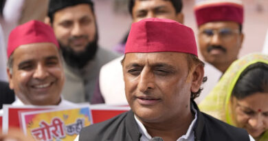 ‘बुलेट प्रूफ जैकेट मिली तो आपको दे दूंगा’, पत्रकार से बोले अखिलेश यादव; सुरक्षा को लेकर सरकार पर भी साधा निशाना