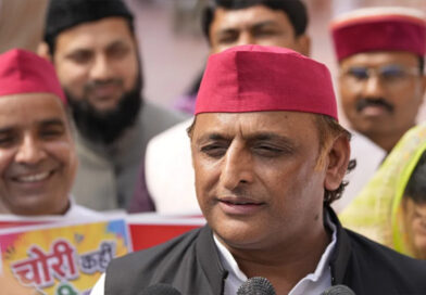 ‘बुलेट प्रूफ जैकेट मिली तो आपको दे दूंगा’, पत्रकार से बोले अखिलेश यादव; सुरक्षा को लेकर सरकार पर भी साधा निशाना