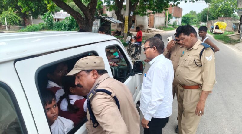 फिटनेस फेल तथा अनियमितता पर 5 स्कूल वाहनों परिवहन विभाग ने किया सीज
