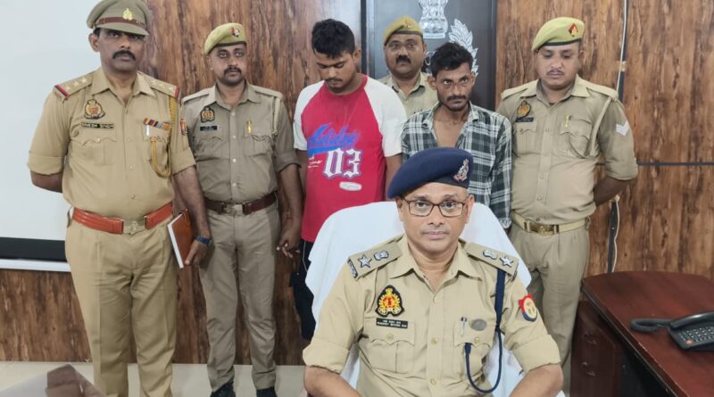 गोंडा में चोरी की दो वारदातों का खुलासा, 2 शातिर बदमाश गिरफ्तार; 12 लाख का सामान और चोरी की बाइक बरामद