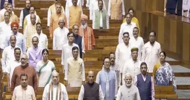 लोकसभा की कार्यवाही अनिश्चितकाल के लिए स्थगित, हंगामे के बीच मानसून सत्र में कई अहम बिल हुए पास