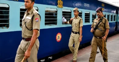 ‘कुर्सी नहीं, तो ट्रेन भी आगे नहीं जाएगी…’ गार्ड की जिद से थमे वैशाली एक्सप्रेस के पहिए, रेलवे महकमे में हड़कंप